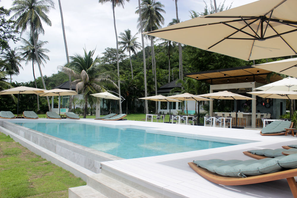 Coastal Escape Koh Yao Noi Villa Bagian luar foto